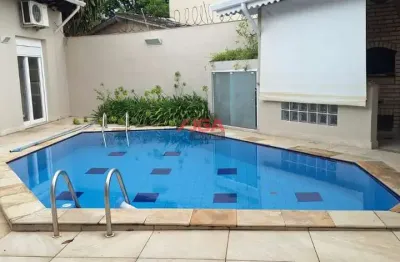 Casa em Condomínio de Luxo em São Paulo-SP: 4 Quartos, 2 Suítes, 3 Salas, 4 Banheiros, 4 Vagas de Garagem - Imperdível!