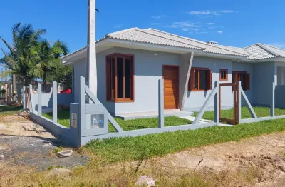 Linda casa avenda em Arroio do Sal/RS. Descubra o seu novo lar em um dos locais mais charmosos de Arroio do Sal!