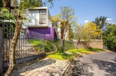 Excelente casa à venda próximo ao lago do major em atibaia, arquitetura moderna 3 quartos sendo suíte, piscina borda infinita , rodeado de área verde!