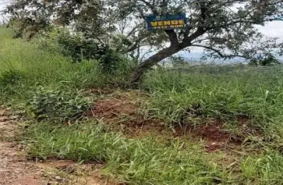 Terreno de 1588m² à venda no bairro belvedere em atibaia, à poucos minutos do centro da cidade, com fácil acesso por dentro da cidade!