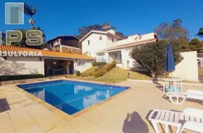 Oportunidade! casa à venda no condomínio flamboyant, dentro de atibaia, excelente localização, aceita permuta 50% do valor do imóvel, lazer completo!