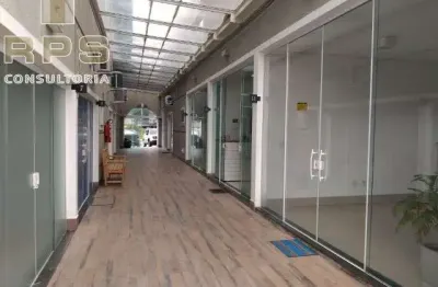 Sala para locação comercial em excelente localização , com 35 m² , sendo 01 sala e 01 banheiro