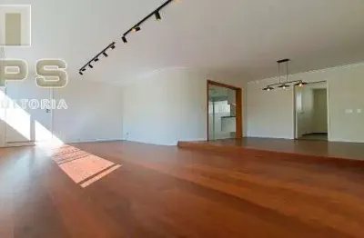 Lindo apartamento em são paulo com  04 dormitórios, sendo 01 suite com closet , 03 banheiros (social, suíte e serviço) sala de estar e jantar