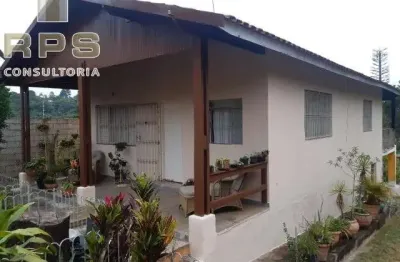 Chácara térrea no jardim estância brasil em atibaia, 02 amplos dormitórios,  edícula com 2 comodos e banheiro, quintal gramado com espaço para lazer
