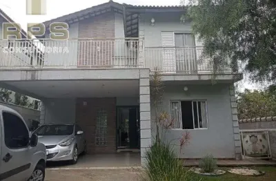 Sobrado em condomínio fechado com 5 quartos, pertinho da al lucas nogueira