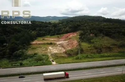 Área com 15.000 m² com ótima localização ,  bairro itapetinga á 50 mts da rodovia fernão dias , km 45  zoneamento: ee1 área tem planta topográfica