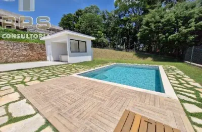 Casa térrea com 3 suítes, piscina, espaço gourmet  a venda no condomínio palavra da vida!