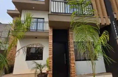 Sobrado a venda no nova atibaia, com 2 suítes e marcenaria pronta.
