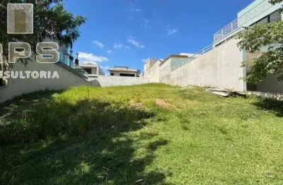 Terreno no residencial cambarah em jarinu, total de 525m² em topografia excelente, pronto para construir. loteamento conta com clube e segurança 24h