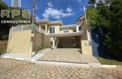 Casa térrea em condomínio fechado em atibaia , com 03 suites sendo 01 com closet , área gourmet com churrasqueira e piscina com hidro , 04 vagas