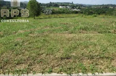 Terreno à venda no residencial lagos de jarinu, 525m² topografia excelente, estrutura de segurança e lazer no condomínio e muita natureza ao redor!