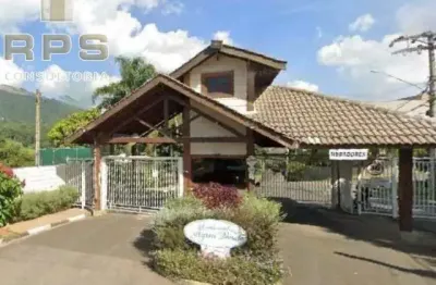 Terreno com área total de 450 m² no condomínio residencial água verde com projeto aprovado para construir casa .  localização privilegiada