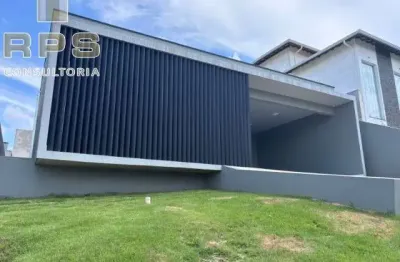 Casa térrea à venda no Condomínio Cambarah em Jarinu, com 3 suítes, área social em conceito aberto integrado com área gourmet externa, quintal amplo.