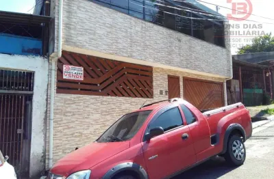 Casa com 2 dormtorios sendo 2 suites sala copa cozinha lavabo  2 vagas