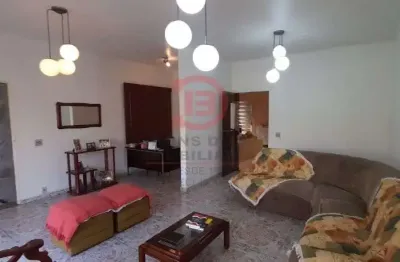 Casa terrea alto padrao 3 quartos (1suite) e 3 vagas de garagem - vila marieta
