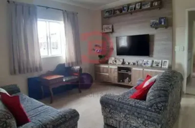 Casa terrea 2 dormitorios com edicula e quintal, 6 vagas, 215m