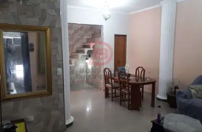 Sobrado 2 suites, salao comercial na frente e 2 vagas de garagem - ponte rasa