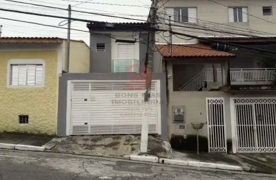 Sobrado 2 suites e duas vagas de garagem -  jardim nordeste