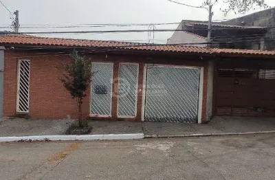 Sobrado a venda em cidade patriarca, sao paulo: 4 quartos com 1 suite e 5 vagas de garagem.