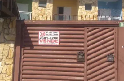 Sobrado com 03 quartos 02 vagas de garagem cidade patriarca