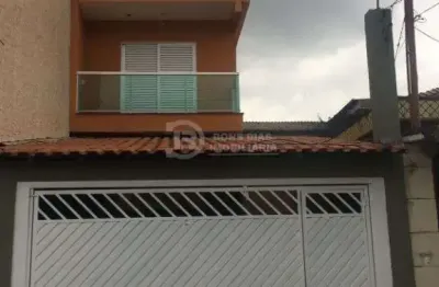 Sobrado a venda - 3 quartos (1suite) e 2 vagas de garagem - jd. maringa