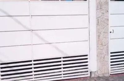 Aluguel de sobrado na vila re, sao paulo - 2 suites, varanda e garagem!