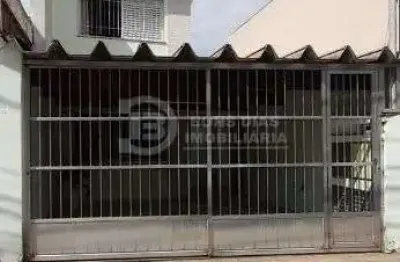 Sobrado a venda - 3 quartos e 2 vagas de garagem - vila re