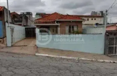 Casa terrea a venda - 2 quartos, 6 vagas, terreno 10x30m - edicula 1 suite - quintal - vila re