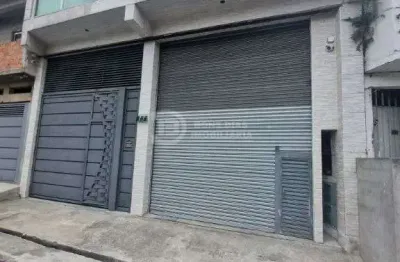 Sobrado de 3 dormitorios com 2 cozinhas e 4 garagens na cidade antonio estevao de carvalho