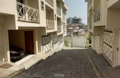 Sobrado com 3 dormitorios e churrasqueira no condominio chacara seis de outubro em sao paulo