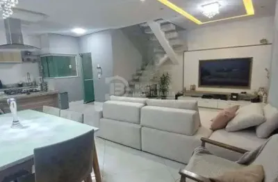 Lindo sobrado de condominio com 3 dormitorios e 3 vagas, terraco gourmet a venda na vila re, 215m