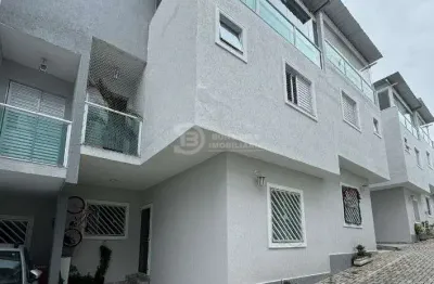 Sobrado em condominio a venda - 2 suites e 1 vga de garagem - penha