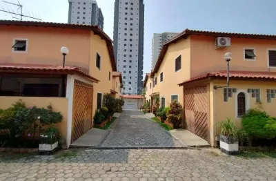 Sobrado em itaquera 3 dormitorios sendo 1 suite, 1 vaga, 75 m2