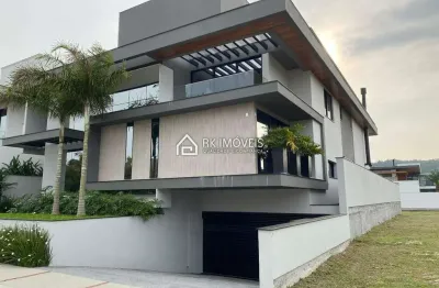 Excelente casa no condomínio premier jurerê internacional