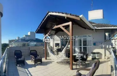 Cobertura 140m², 3 dormitórios a 200 metros da praia em canasvieiras!
