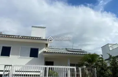 Casa com 4 dormitórios a 400m do mar – ingleses norte
