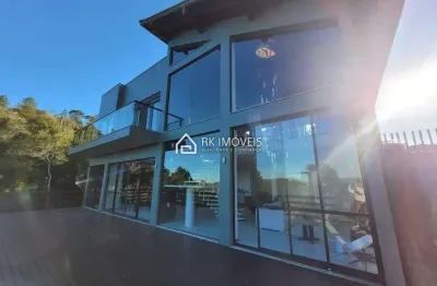 Casa de luxo com vista deslumbrante no coração da serra catarinense!