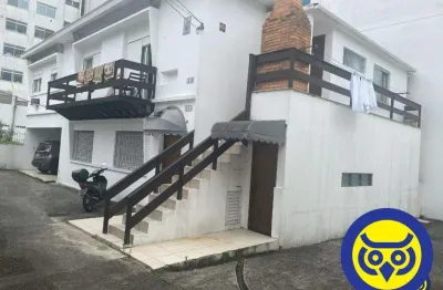 Casa 3 dormitórios, à venda, no centro, com 1 suíte e 1 vaga.