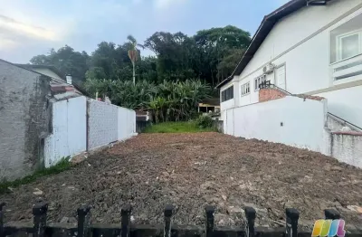 Terreno a venda no centro de são francisco do sul,sc.