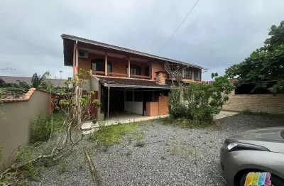 Casa com 4 quartos à venda na Rua Papa João Paulo Ii, Ubatuba, São Francisco do Sul