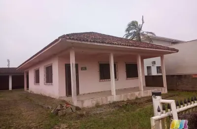 Casa com 3 quartos à venda na Rua Angelina, Ubatuba, São Francisco do Sul