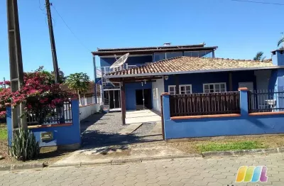 Casa com 7 quartos à venda na Rua Maracaja, Ubatuba, São Francisco do Sul