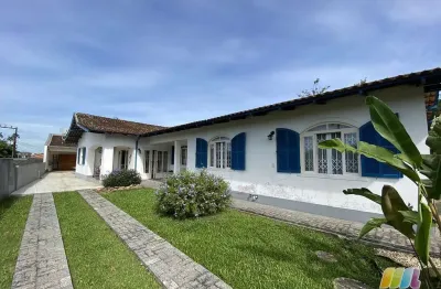 Casa com 4 quartos à venda na Rua Coronel Oliveira, Centro, São Francisco do Sul