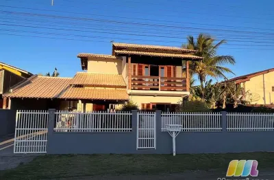 Casa com 3 quartos à venda na Rua Osorio, Praia Grande, São Francisco do Sul