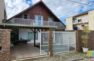 Sobrado a venda proximo ao rio acarai na praia da enseda, são francisco do sul, sc