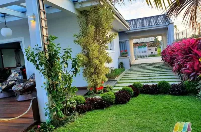 Casa com 3 quartos à venda na Rua Canoinhas, Ubatuba, São Francisco do Sul