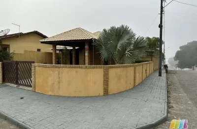 Casa a venda na praia do itaguaçu em são francisco do sul, sc