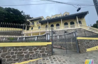 Centro comercial no centro de são francisco do sul,sc