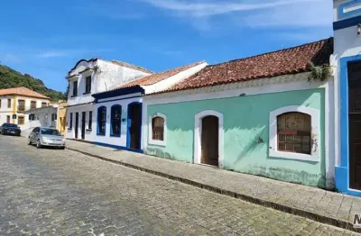 Casa com 3 quartos à venda na Rua Praça Getulio Vargas, Centro, São Francisco do Sul