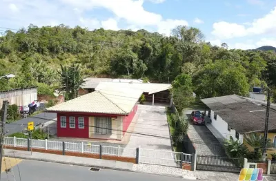 Casa com 4 quartos à venda na Rua Antônio Machado, Morro Grande, São Francisco do Sul